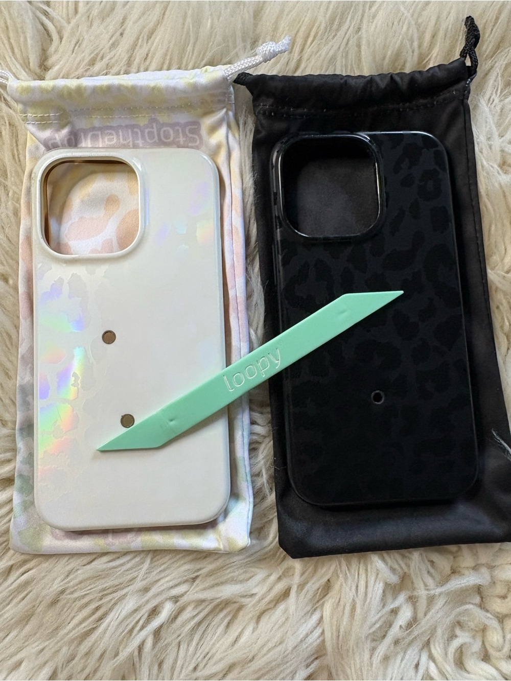 2 Loopy Cases Midnight & Opal Leopard IPhone 13 / 14 Pro Dust Bags Loop Case
